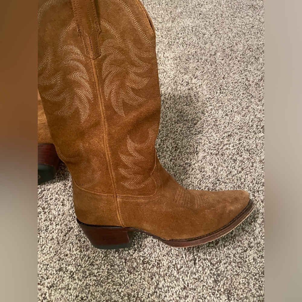 TECOVA’S - The Annie - Cowgirl Boots - Size 7 - LIKE NEW!